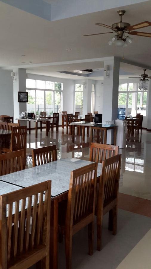 Baan Duangkamol Hotel Phitszanulok Kültér fotó