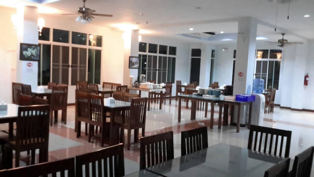 Baan Duangkamol Hotel Phitszanulok Kültér fotó